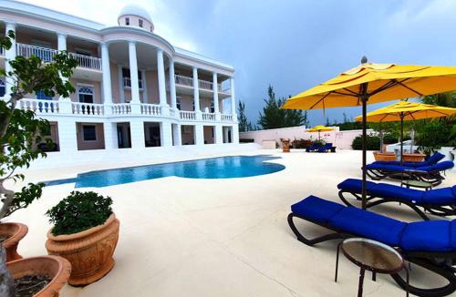 Nassau Hotel | Ocean West Boutique Hotel