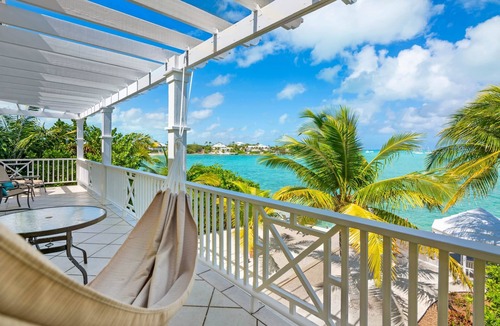 George Town Villa | Oceanfront 4b/4ba Exuma Villa, February Point, Generator