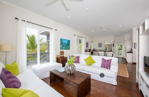 Rock Sound Cottage | Oceanfront Cottage Near Restaurant, Stores