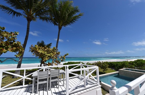 Dunmore Town House | Oceanfront on Harbour Island's famous pink beach with pool.