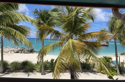South Bimini Condo | Oceanfront /Private beach (1/1) - steps to the marina.