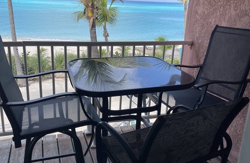 South Bimini Condo | Oceanfront /Private beach (1/1) - steps to the marina.