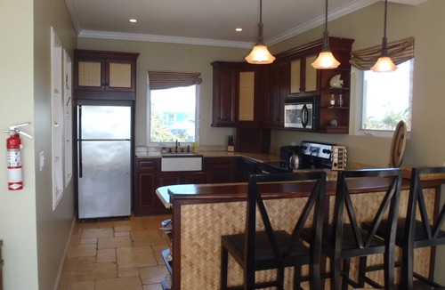 George Town Villa | Oceanfront property with boat included at 399/night on last minute deals!