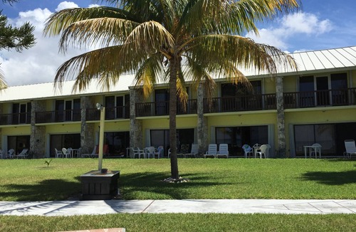 Bahamas Terrace House | Oceanfront two story townhome on the ocean