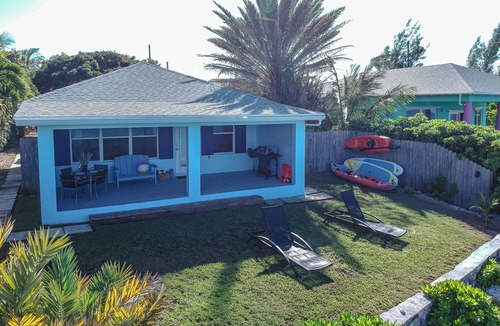 Spanish Wells House | Oceanside house with private tropical garden, kayaks and paddle boards.