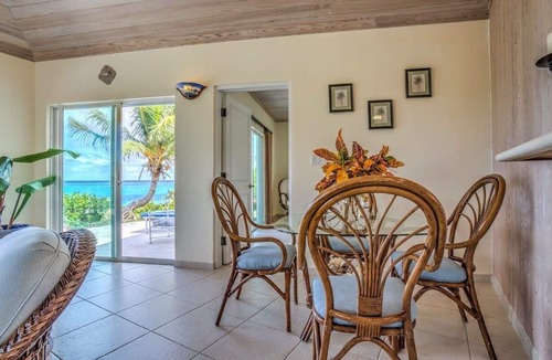 Governor's Harbour House | OceanWaves, A Vacation to Remember!A 1minute walk to private gazebo and beach.