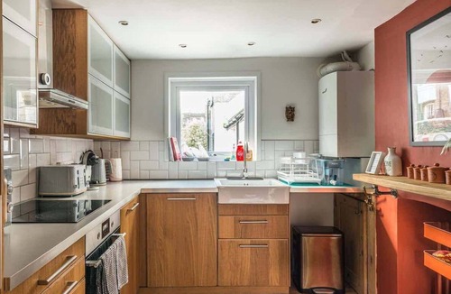Ramsgate House | Old Post Office - Large house with games room +bar