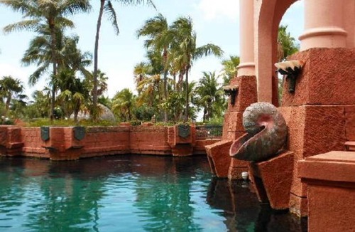 Paradise Island Condo | One bedroom Deluxe at Harborside- water park included!