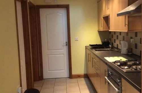 Hartpury House | Orchard Cottage, 2 bedrooms, sleeps 4/6, lovely gardens.
