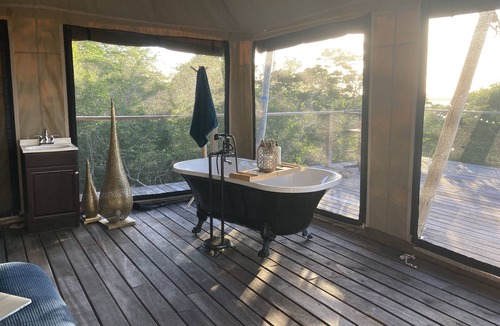 Long Island Cottage | Out of Africa, the Bahamas - Embrace Nature & Romance