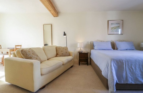 Over Apartment | Over Village Studio, Over