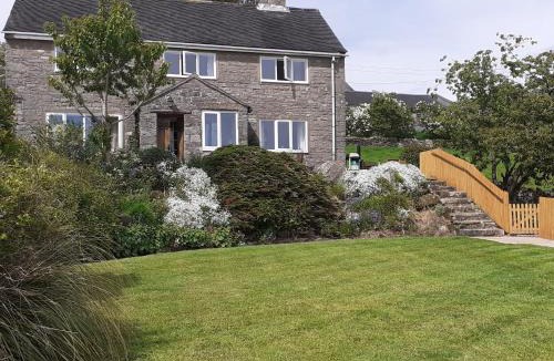 Newton Grange House | Paddock House