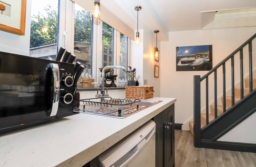 East Farleigh Cottage | Paddock View