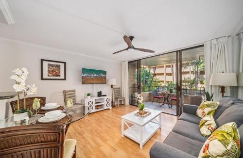 Downtown Lahaina House | Paki Maui 217 · PM 217 Cozy 1BR Oceanfront Condo w Pool