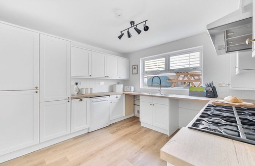 Newquay City Centre Cottage | PALM HOUSE, pet friendly, country holiday cottage in Newquay