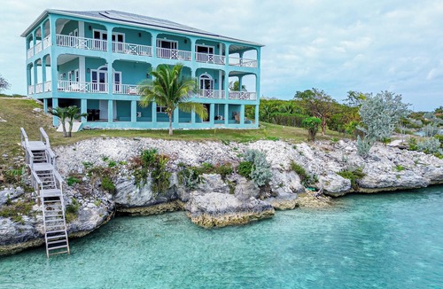 Great Exuma House | Panoramic Ocean Views, Private Beach, Dock, Pickleball, and Housekeeping