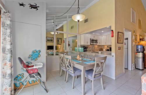 Paradise Island Villa | Paradise Island 9A-Sunrise Beach Club-Beachfront-Safe Haven Villa Del Mar