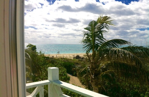 Mather Town Cottage | Paradise on miles of white sandy beach and turquoise sea, private and secure.