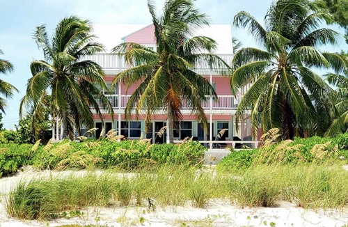 Spanish Wells House | Paradiso Oasis - Beautiful Beachfront Oasis on Secluded Island in the Bahamas!
