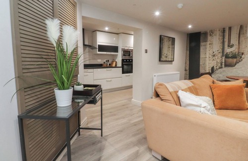Lytham St. Anne's Cottage | PARAMOUNT APARTMENTS, pet friendly in Lytham St. Annes