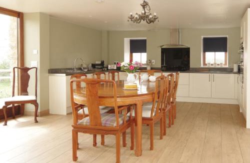 Chackmore House | Parkfields Barns Self Catering Accommodation