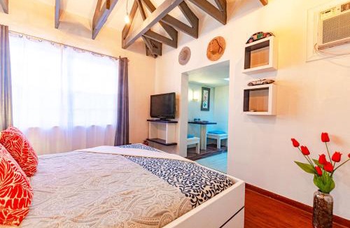 Gambier Apartment | Parrot Cottage at Viking Hill - Love Beach