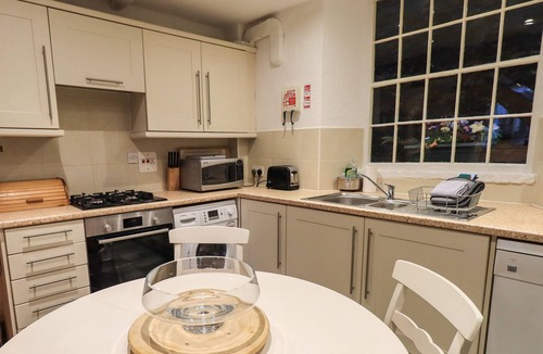 Bowness-on-Windermere Cottage | Partridge Holme