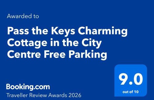 Cambridge House | Pass the Keys Charming Cottage in the City Centre Free Parking