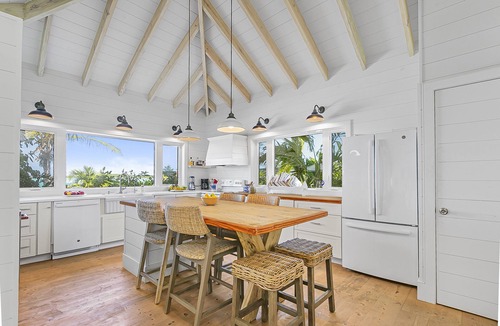 Hartswell House | Peeps Cottage - Oceanfront w/Private Beach, Pool & Spa