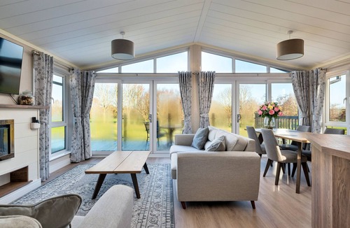 Bourn Ski Chalet | Pembroke Luxury Lodge