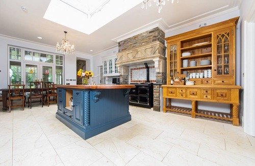 Margam Villa | Pendragon Manor - Nine Bedroom Villa, Sleeps 18