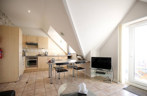 Bispham Apartment | Penthouse! Luxury 2 Bed Suite With Sea View