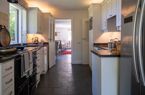 New Forest District Cottage | Perched on the edge of a gentle and wild valley