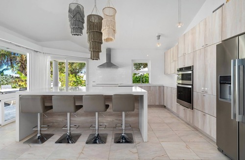 Westwind Villa | Perfect Beachfront House