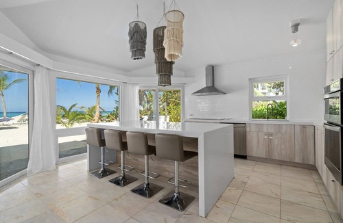 Westwind Villa | Perfect Beachfront House