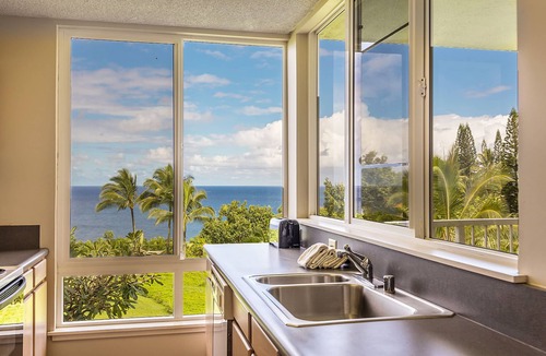 Princeville Condo | Perfect Island Getaway With Ocean Views at Cliffs 6201