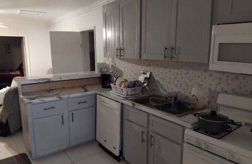 Nassau House | PET Friendly, Remodel, Spacious and Cozy Villa in Delightful Nassau.