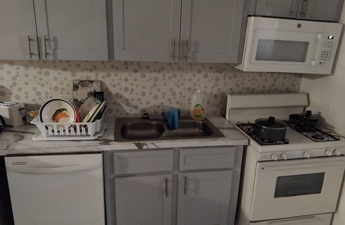 Nassau House | PET Friendly, Remodel, Spacious and Cozy Villa in Delightful Nassau.
