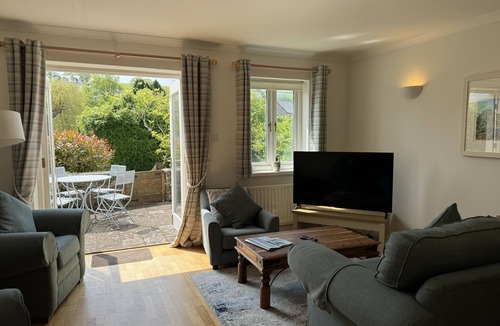 Dittisham Cottage | Pet Friendly, Tranquil, 2 Bedrooms