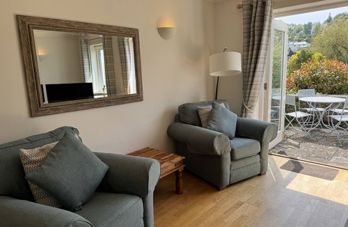 Dittisham Cottage | Pet Friendly, Tranquil, 2 Bedrooms