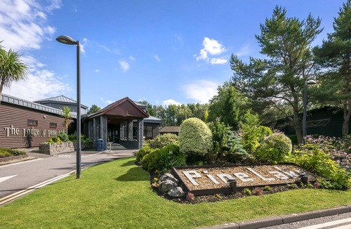 Warton Apartment | Pine Lake Resort