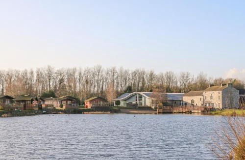 Yealand Conyers House | Pine Lake View