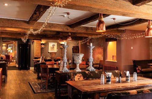 Lupton Hotel | Plough Inn