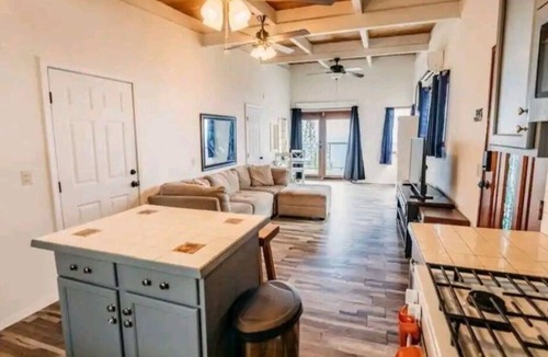 Opihihale House | Plumeria Grove Cottage