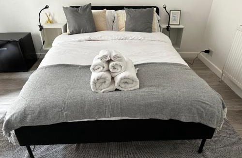 Glyndon Apartment | Plumstead one bed studio flat