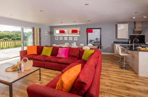 Winnard's Perch Resort | PointBreak celebration house Retallack Resort
