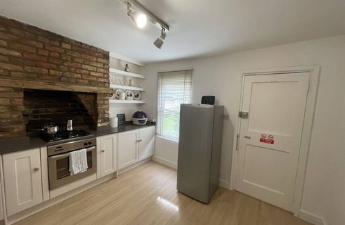 Farnborough and Crofton Cottage | Poplar Cottage Farnborough Kent