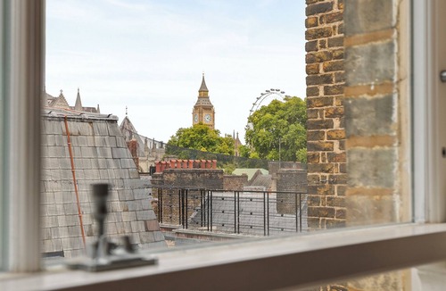 Westminster Apartment | Prestigious Mansion- Westminster 1Bedroom Apartment