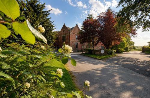 Risley Apartment | Primrose Manor