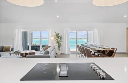 Hartswell Villa | Private Beachfront Luxury Villas with Dock & Heated Pools – Perfect for 20 Guests